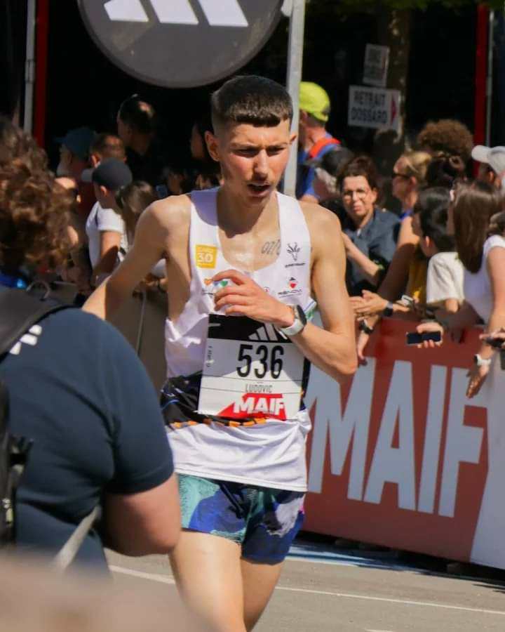 Ludovic Delpuech à l'arrivée du marathon MAIF, partenaire adidas, dossard 536